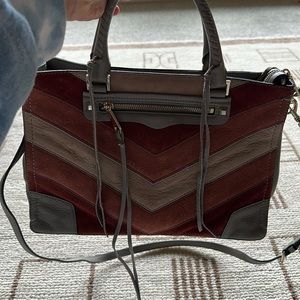 Chevron shoulder bag